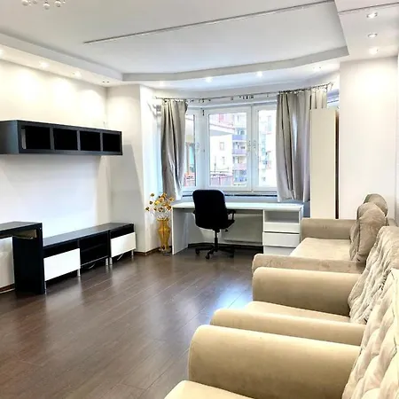 Bezagenta 2 Bedroom With Balcony Fast Wifi/free Underground Parking Apartment