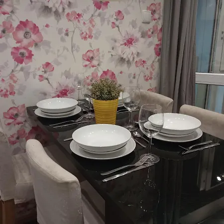 Lejlighed Bezagenta 2 Bedroom With Balcony Fast Wifi/free Underground Parking *