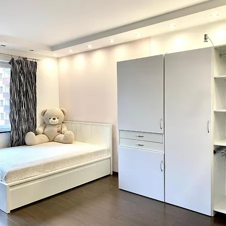 Lejlighed Bezagenta 2 Bedroom With Balcony Fast Wifi/free Underground Parking