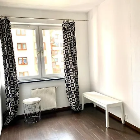 Apartment Bezagenta 2 Bedroom With Balcony Fast Wifi/free Underground Parking Warschau